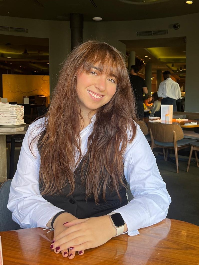 WhatsApp Image 2025-10-28 at 13.01.16 copia